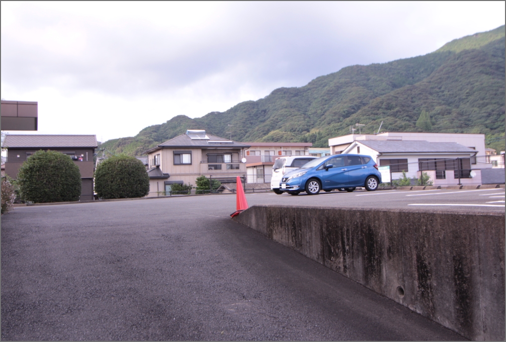 石川内科クリニック駐車場